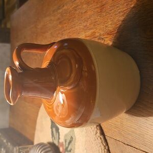 YE MONKS WHISKY LIQUER BOTTLE SCOTLAND Two-Tone Ceramic Jug - Brown and Cream